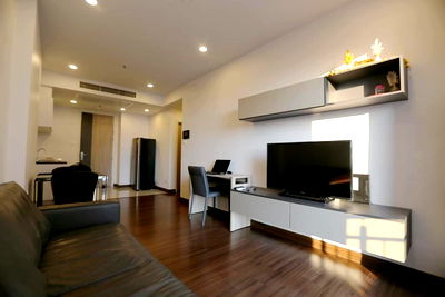 Condos for rent Terminal 21 Rama 3 : WP3405 Condo for rent Supalai Lite Sathorn - Charoenrat, beautiful room, fully furnished, has a washing machine, special price
