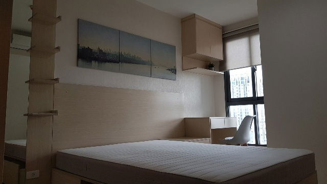 picture Hot Deal!!  Nice 1 bed 30sqm built-in furnished condo IDEO Wuttakart  - 10/16