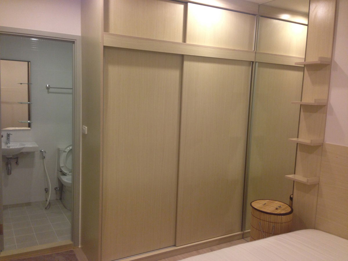 picture Hot Deal!!  Nice 1 bed 30sqm built-in furnished condo IDEO Wuttakart  - 11/16