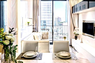 ขายคอนโด : 1 นอน ห้องมุม แต่งสวยๆ ชั้นสูง 10+ วิวดี ทำเลเริ่ด คอนโดใกล้ BTS อโศก และ MRT สุขุมวิท ที่ Edge Sukhumvit 23 / ขายคอนโด