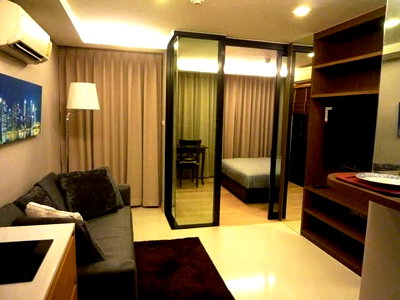 Condos for rent : Socio Ruamruedee. 1bed 32sqm. Line id: @pfagent