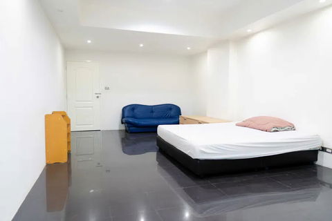 Bang Rak Condo Soi Charoenkrung 63