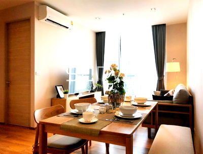 ขายคอนโด : 2 นอน ห้องมุม แต่งสวย ชั้นสูงวิวดี ทิศเหนือ ส่วนกลางจัดเต็มย่านพร้อมพงษ์ สะดวกมีรถรับส่ง ใกล้ BTS ที่ Park 24 หรือ Park Origin Phrom Phong / ขายคอนโด