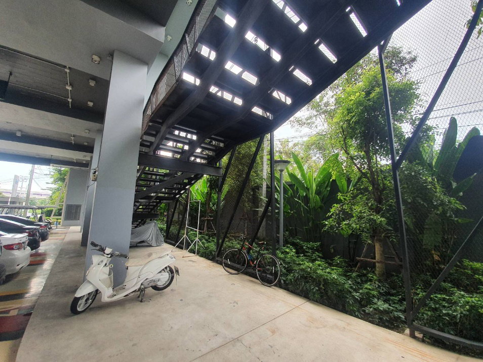 รูป  **ห้องว่างครับผม อัพเดท** ให้เช่า IRIS WESTGATE รถไฟฟ้าสีม่วง วิวโล่ง ราคาไม่แพง +ราคานี้ก็มีเครื่องซักผ้า+ JSN589 - รูปที่ 31/38