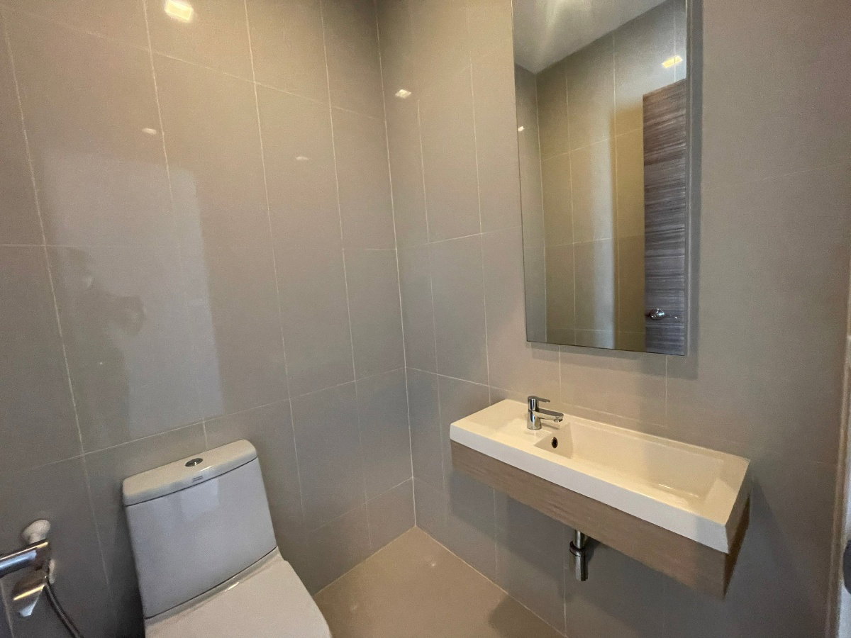 รูป 🔥 Q Asoke - 3 Bedrooms for RENT ONLY 85K 🔥 - รูปที่ 13/13