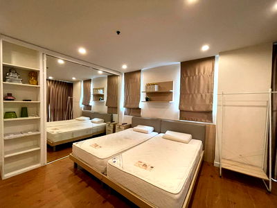 เช่าคอนโด อาคารสาทรธานี ทาวเวอร์ : T1366 คอนโดให้เช่า Baan Siri Silom (บ้าน สิริ สีลม) ห้องสวย เฟอร์ครบ ราคาพิเศษ