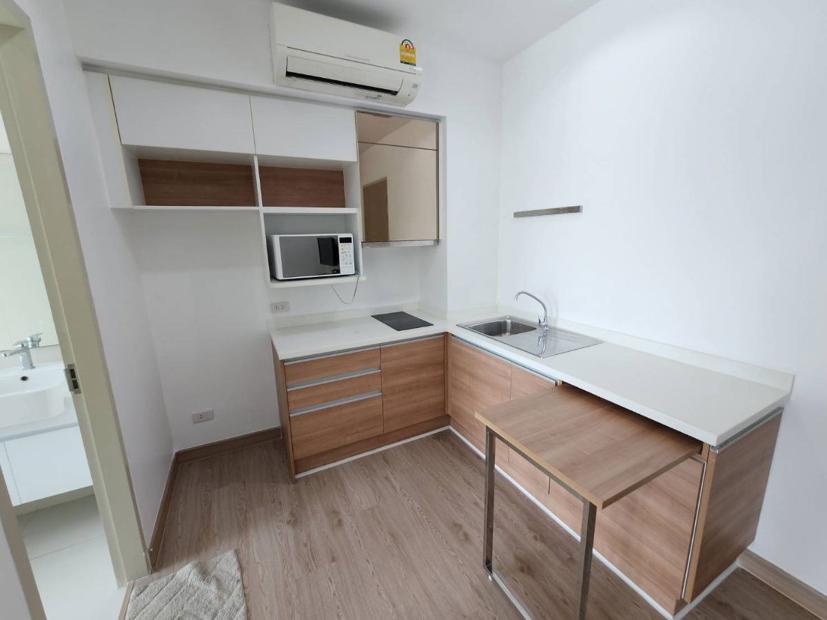 รูป **ห้องว่างครับผม สวยรีโนเวทใหม่**The Hotel Serviced Condo รัตนาธิเบศร์ ติดรถไฟฟ้าMRT SN347.4 - รูปที่ 9/40
