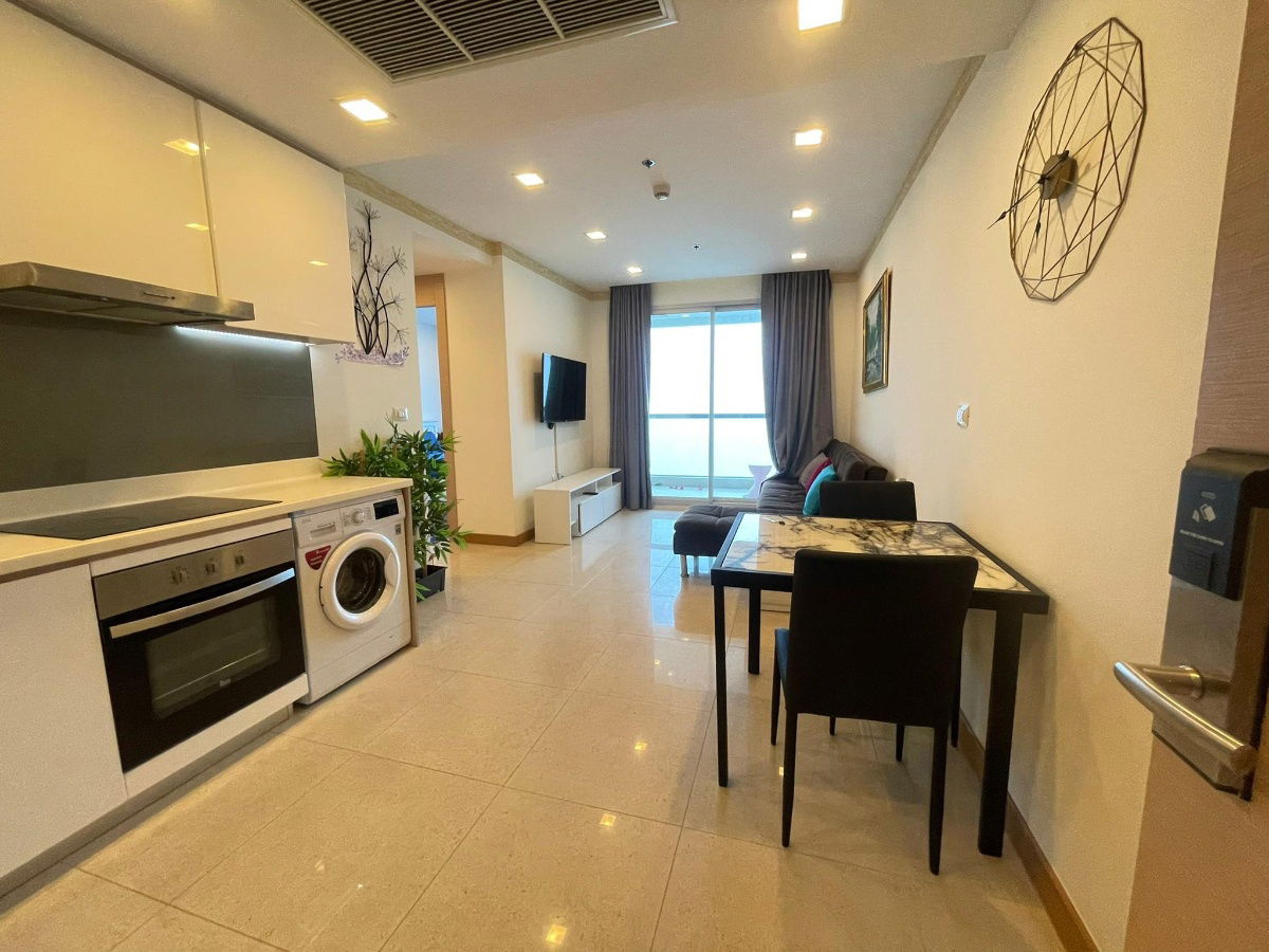 รูป For rent the Palm wongamat beach Front 1bed Direct sea view (S03-1012) - รูปที่ 1/20