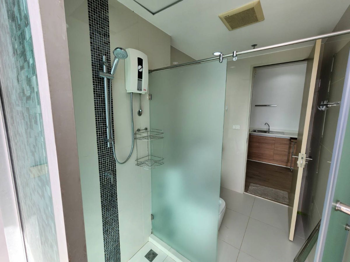 รูป **ห้องว่างครับผม สวยรีโนเวทใหม่**The Hotel Serviced Condo รัตนาธิเบศร์ ติดรถไฟฟ้าMRT SN347.4 - รูปที่ 14/40