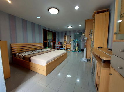 2 bedroom condo Pratunam Prestige size 64 square meters, 27th floor