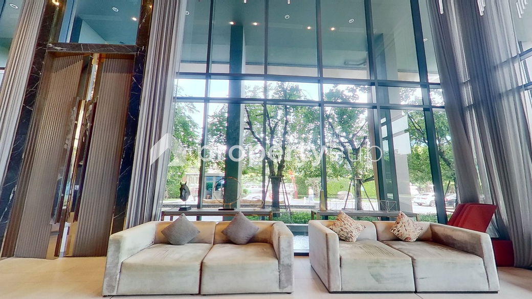 Project C Ekkamai Picture - 1/24