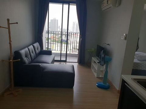 P-91836 วิวเมืองสวย! เพลา วุฒากาศ 1 ห้องนอน ใกล้ BTS วุฒากาศ | Line Id: @easythaihome | 085-592-2897