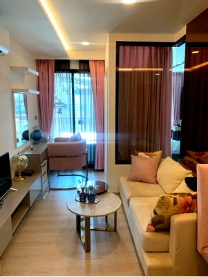 Condos for rent :  Vtara Sukhumvit36. 1bed 30sqm. Line id: @pfagent