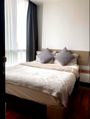 Condos for rent : #wishsignature #siam #btsratchatavee #private lift 20000-permonth please line us 0928242499