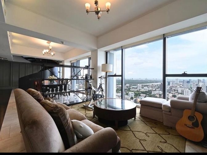 ให้เช่า The Met Sathorn. 4นอน Duplex 366ตร.ม. Line id: @pfagent