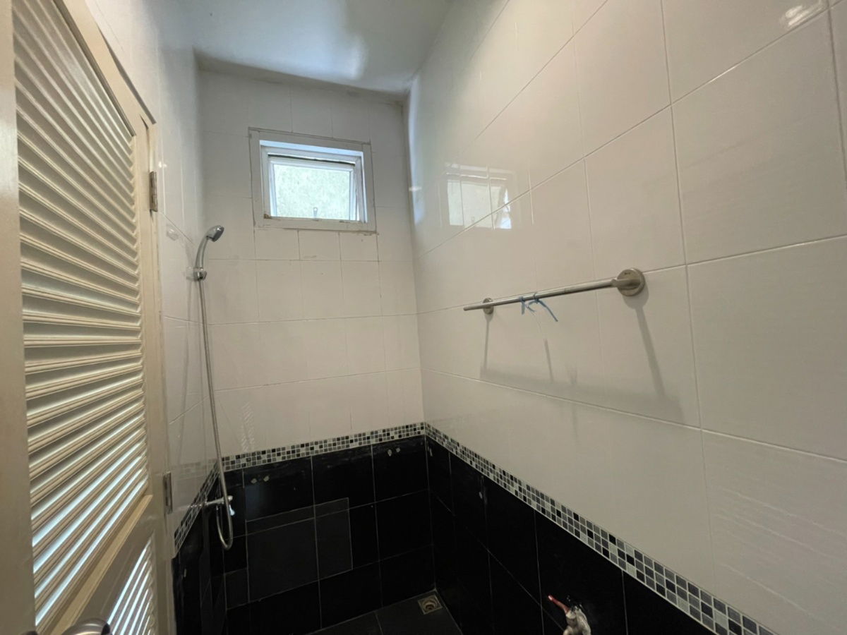 รูป คอนโด ราคาเบาๆ 5290/ด. ไฟหลวง เฟอร์ครบ+แอร์ - รูปที่ 3/48