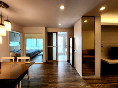 คอนโดให้เช่า : **ห้องว่างครับผม คอนโดระดับ Luxury**ให้เช่าคอนโด The bangkok สาทร-ตากสิน ขนาด 52 ตรม. แต่งสวยพร้อมใช้งาน ห้องริมเป็นส่วนตัว SN609.1.162