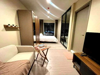 Condos for rent : 🚨 [Owner] For Rent Condo Life Asoke Hype, 📌 Free WiFi📌 Studio on High Floor, Fully Fur, Ready to move in