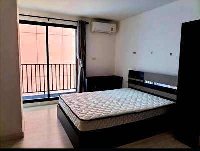 Condos for sale : Condo for sale Nawa Living Nawamin 75 with tenant in Nawamin area Room size 28.55 sq m. Fully Furnished