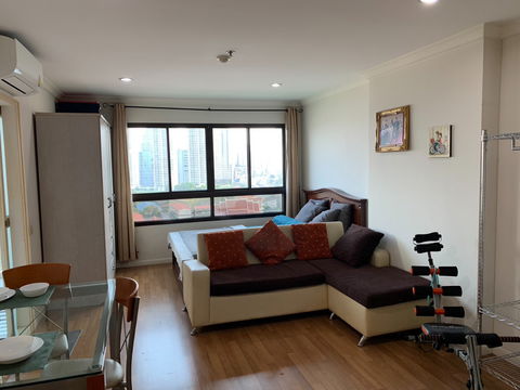 Condo for sale Lumpini Place Narathiwas - Chaopraya fully furnished.