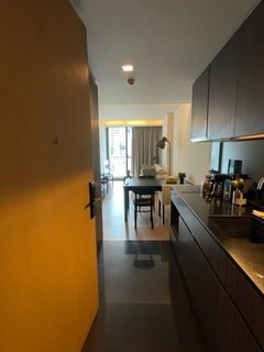 ลดราคากระหน่ำ! ตกแต่งสวยมาก!! ขายคอนโด เวีย 49 (VIA 49) 50.10 ตร.ม ใกล้ BTS ทองหล่อ และ พร้อมพงษ์