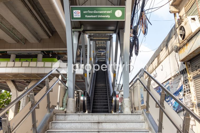 Miti Chiva Kaset Station
