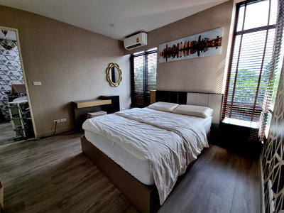 Condos for sale Kluaynamthai 2 Hospital  : P-122727 Condo for sell Ideo Blucove Sukhumvit fully furnished.