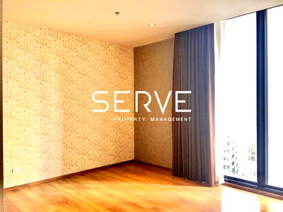 Condos for sale : Studio 32.77 sq.m. Good Location Shuttle bus to BTS Phrom Phong / Condo For Sale At Park 24