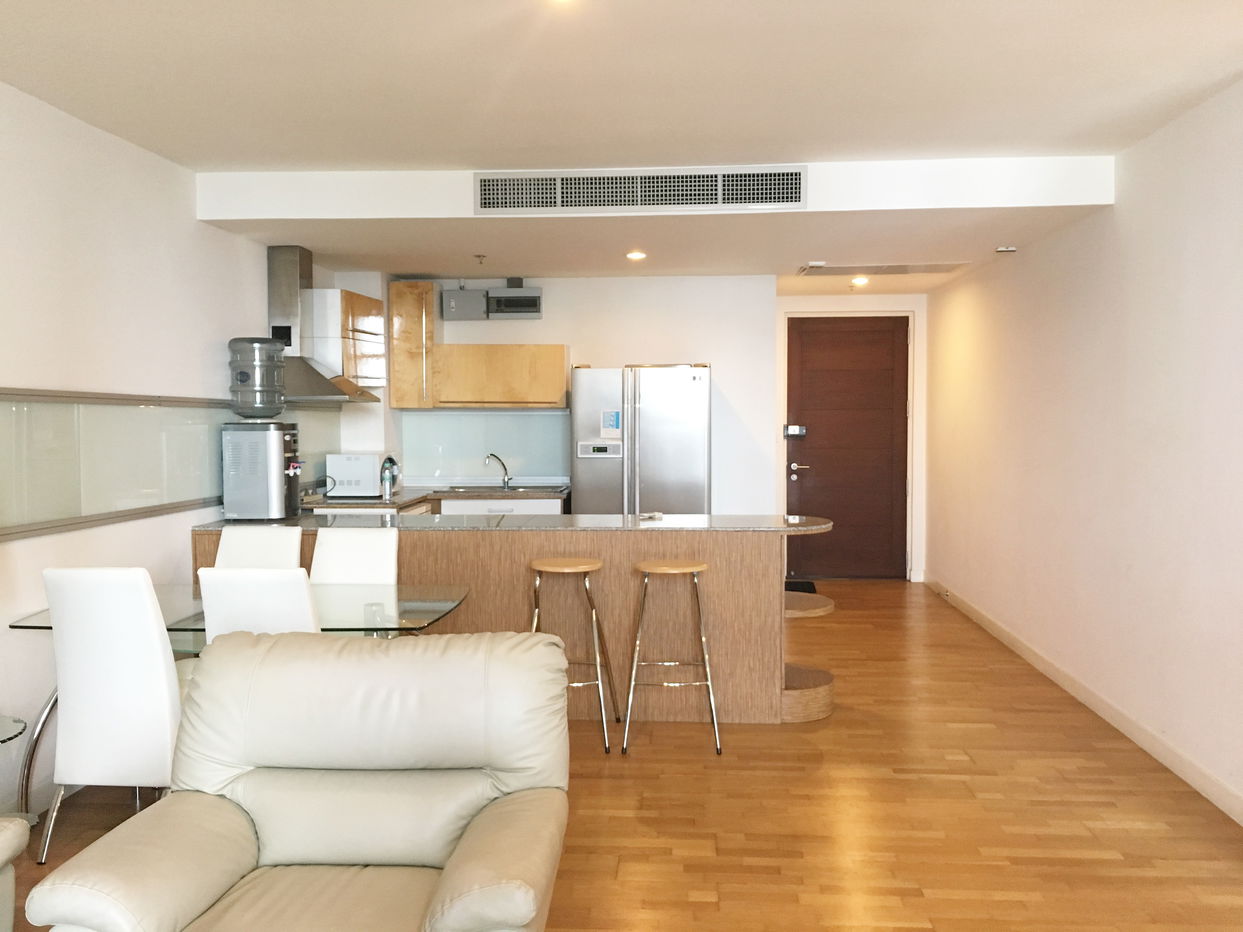 รูป คอนโด 1 นอน at Urbana Sathorn Condominium ใกล้ BTS ศาลาแดง (ID 412519) - รูปที่ 2/11