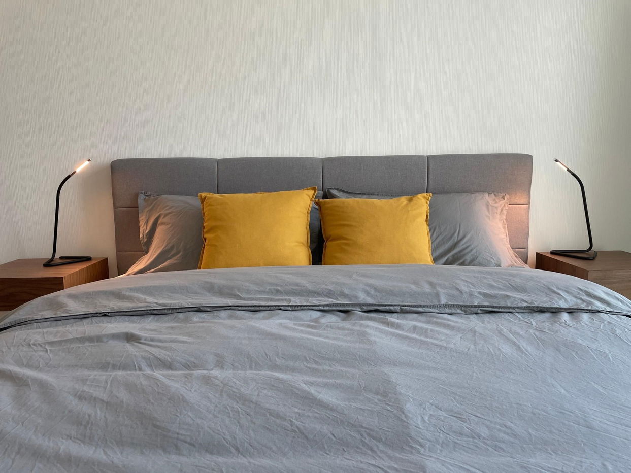 picture Wonderful High Rise 3-BR Condo at Supalai Oriental Sukhumvit 39 near MRT Phetchaburi (ID 760811) - 4/18
