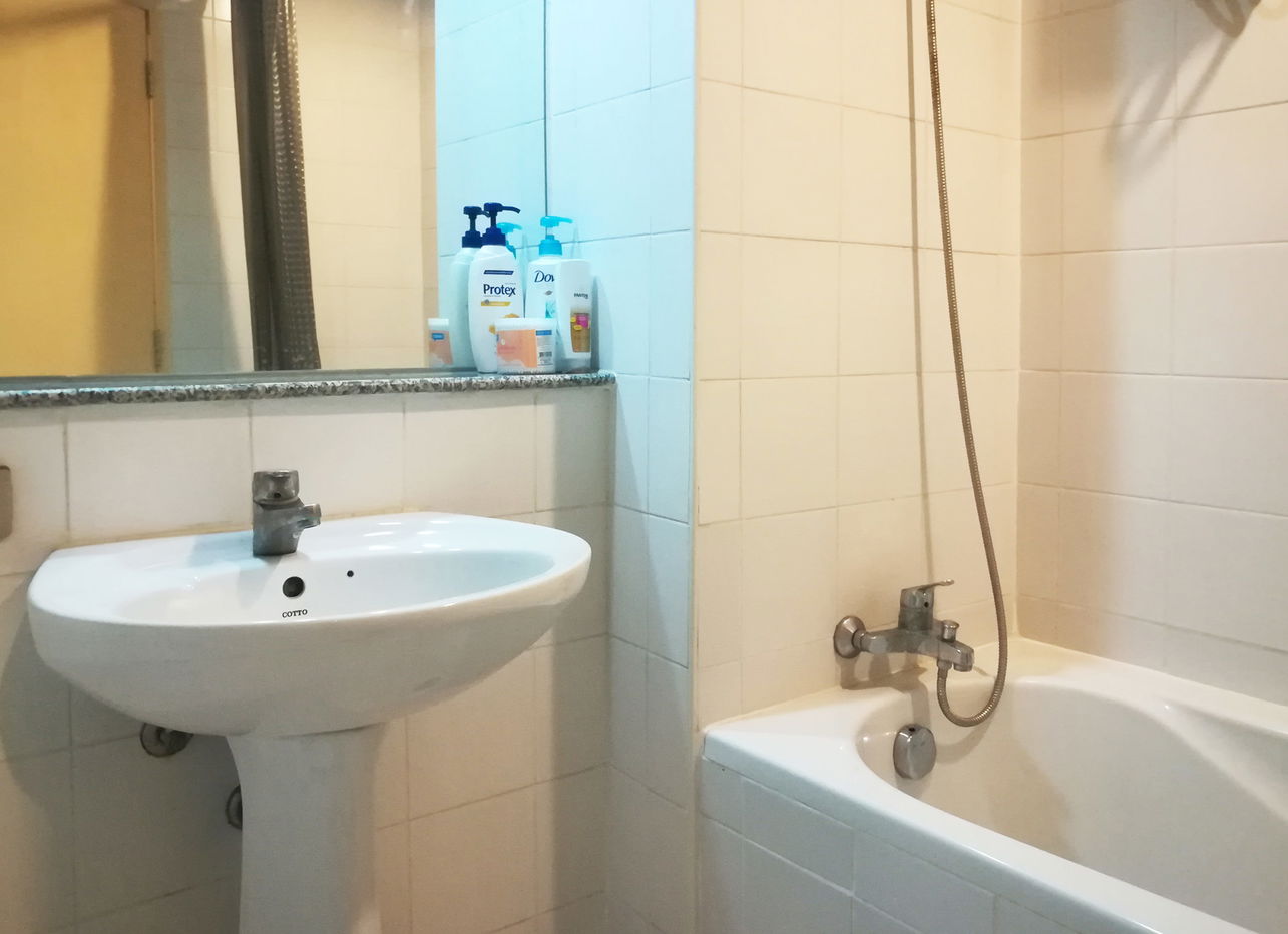 picture Studio Condo at Baan Nonsi near BTS Chong Nonsi (ID 512798) - 3/3