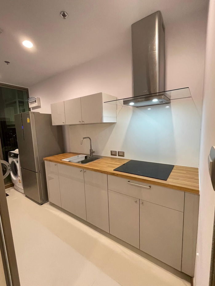 picture Wonderful High Rise 3-BR Condo at Supalai Oriental Sukhumvit 39 near MRT Phetchaburi (ID 760811) - 9/18