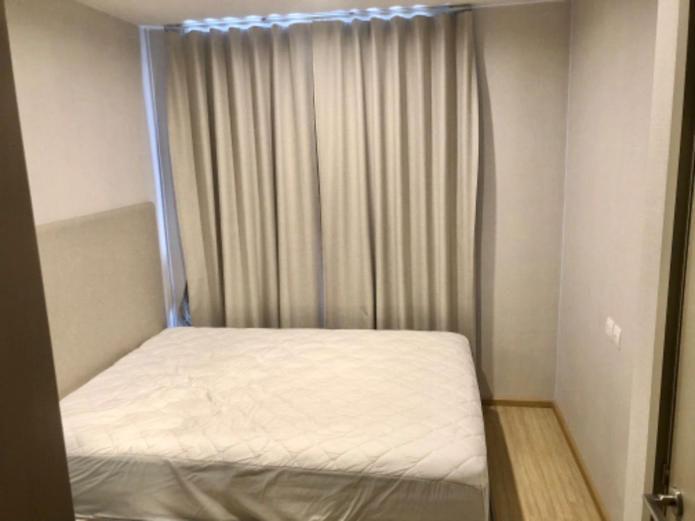 picture Wonderful High Rise 1-BR Condo at The Privacy Thaphra Interchange near BTS Pho Nimit (ID 852409) - 7/16