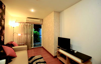 Condos for rent : 1-BR Condo at The Next Sukhumvit 52 (Garden Suite) Condominium near BTS On Nut (ID 7036)