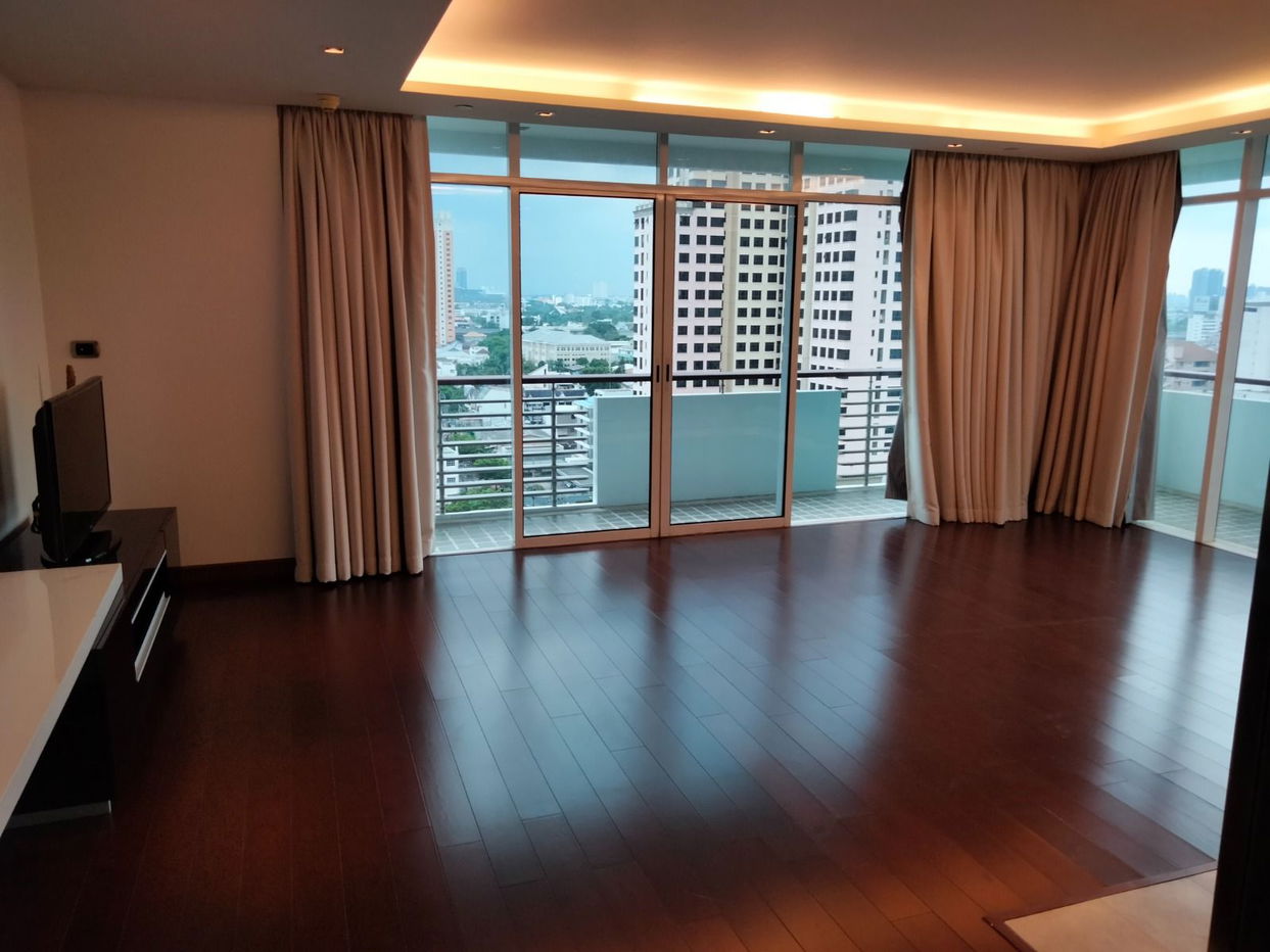 รูป คอนโด 2 นอน ชั้นสูง (ID 782366) - รูปที่ 1/18