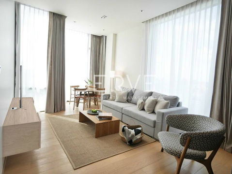 2 Bed 2 Bath  For Rent Fully furnished Good Location BTS Chit Lom 300 m.-28 Chidlom