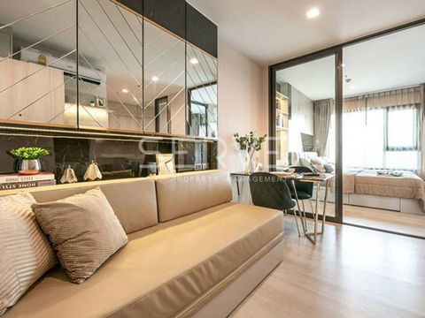 Perfect View with Modern & Luxury Style 1 Bed with Partition BTS Phloen Chit / Condo For Rent & Sale-Life One Wireless