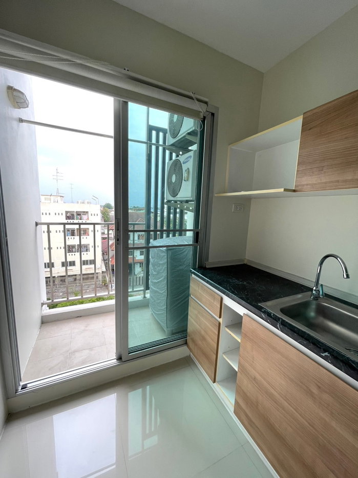 picture Room for rent at The Viva Condo Petchkasem 68 (6th floor) - 8/21
