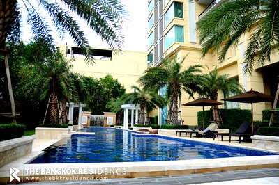 Condos for sale : Royce Private Residences , luxury condo, clear view, near BTS Phromphong