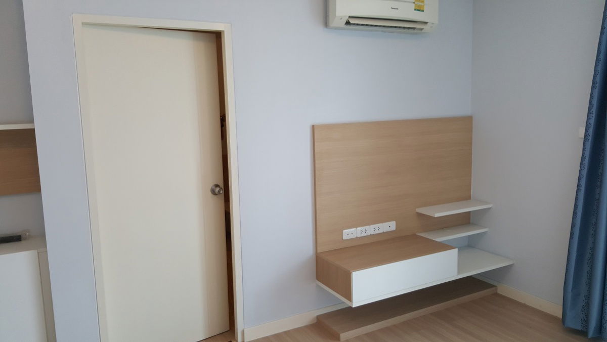 picture Sell Proud Condominium One Bedroom with Nice Deco Furniture Opposite Central Changwattana - 5/6