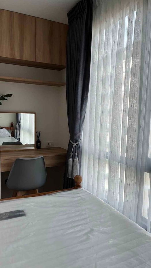 picture LINE @condorental for rent the room at Metro Luxe Rose Gold Phahol - Sutthisan - 2/9