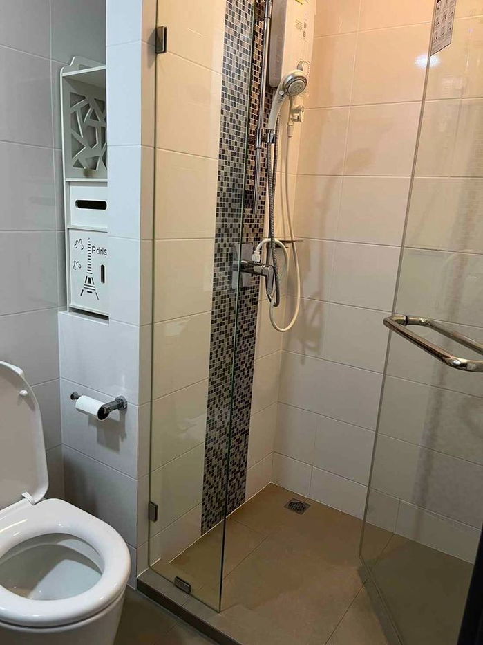 picture LINE @condorental for rent the room at Metro Luxe Rose Gold Phahol - Sutthisan - 9/9