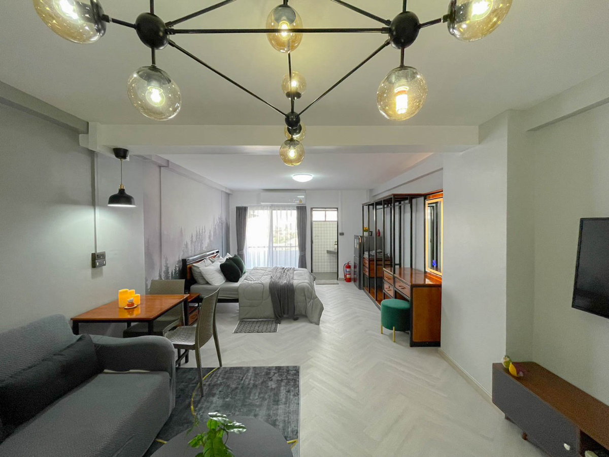 picture Condo for sale close to mrt bangkasor - 10/21