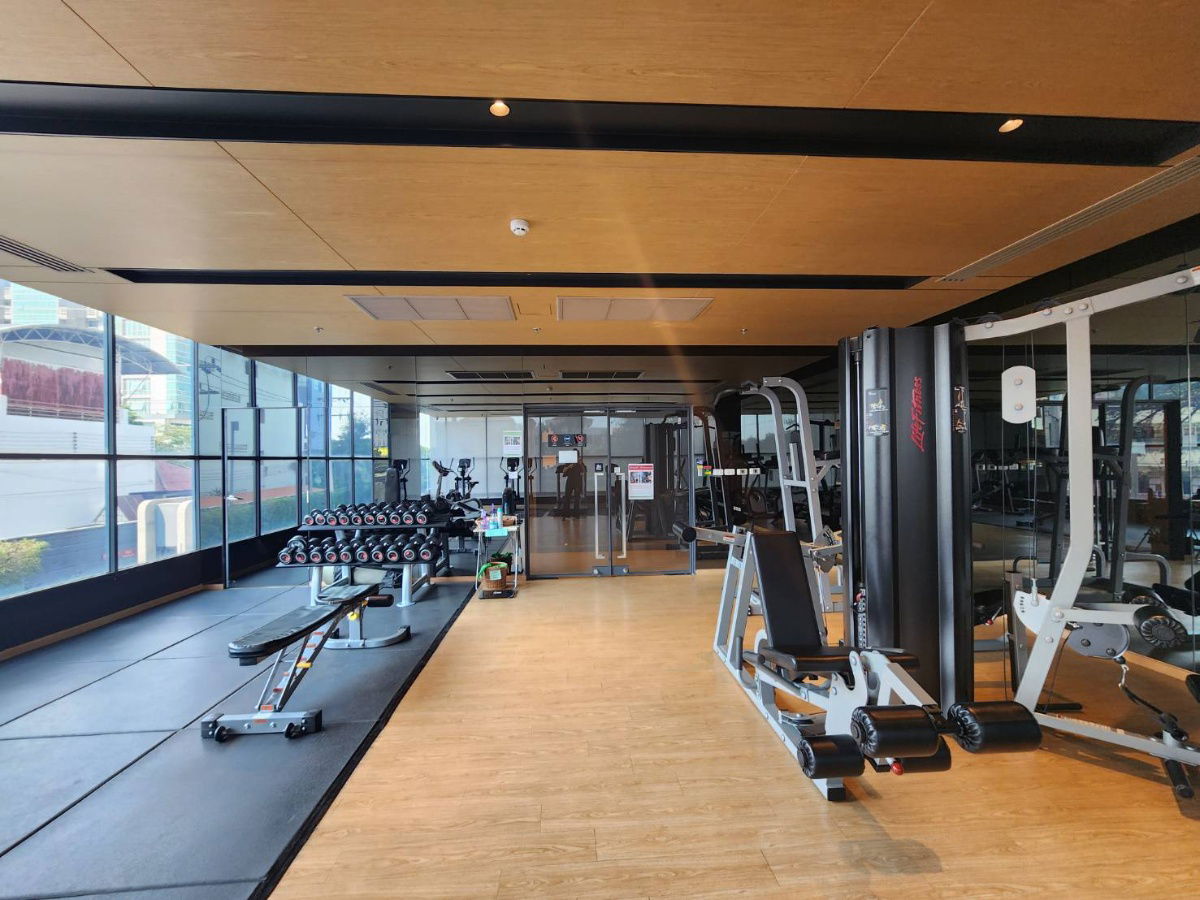 รูป Ideo O2 ( from BTS Bangna 700 meters ) - รูปที่ 26/29
