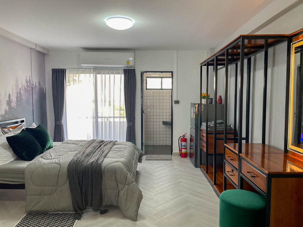 picture Condo for sale close to mrt bangkasor - 8/21