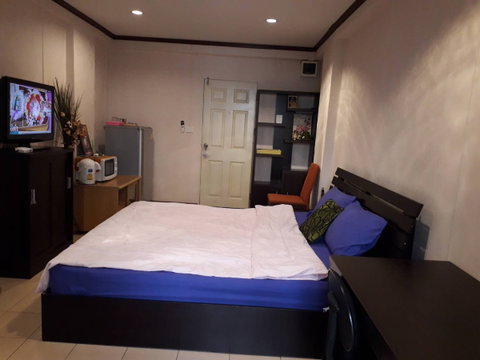 Condo Bangyai square forent 4000.-