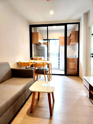 Condos for rent : 🔥🔥1 Bed 29.32 sq.m. New Room and New Condo Good Location Next to Central Plaza at NUE Noble Centre Bangna Condo / For Rent