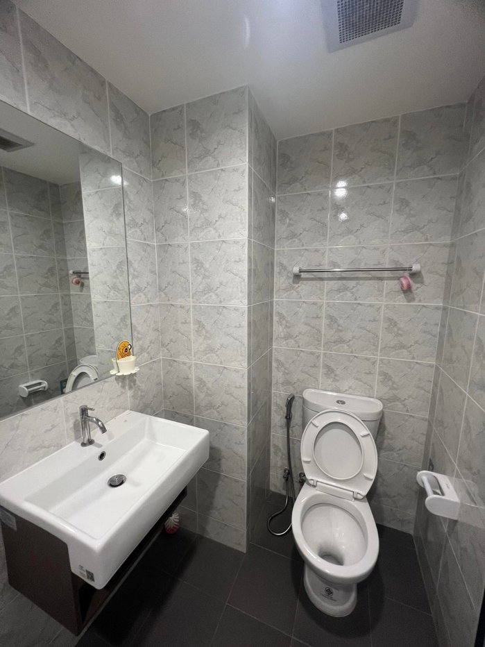 รูป 🚨ให้เช่าด่วน! (1299) Grene Condo Donmuang-Songphrapha กรีเน่ คอนโด ดอนเมือง-สรงประภา ห้องใหม่ แต่งสวย แต่งครบ ราคาดี 8,000 แอดไลน์@realestateforreal - รูปที่ 3/12