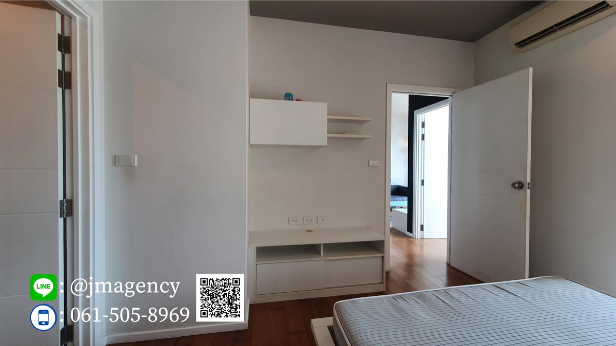 picture For sale 2b/2b  Bloc77 near bts Onnut  | corner room |  pool view city view  (has vdo) line id : @jmagency - 6/20