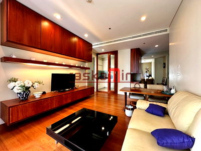 Condos for sale Khlong Toei : For Sale 1Bed Bright Sukhumvit24 64sqm High floor Fully furnished near BTS PhromPhong, Benchasiri Park
